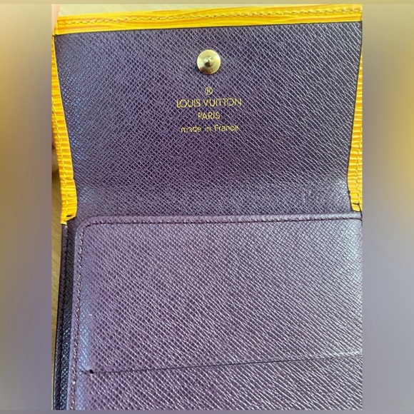 Louis Vuitton Yellow Epi Leather Wallet SP0996 - Picture 4 of 9